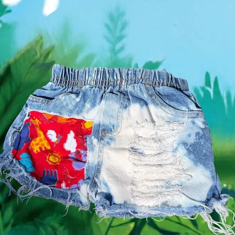 Vintage Arizona Jungle Safari Zoo Animal Denim Distressed Shorts 12m